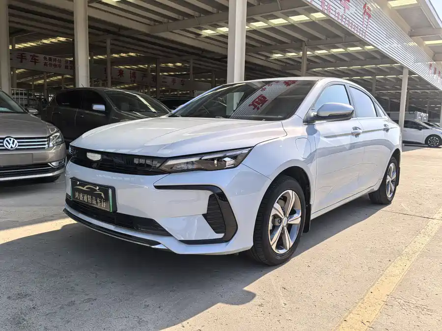Geely Emgrand L HiP