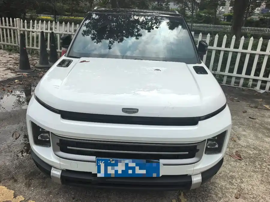 Geely ICON