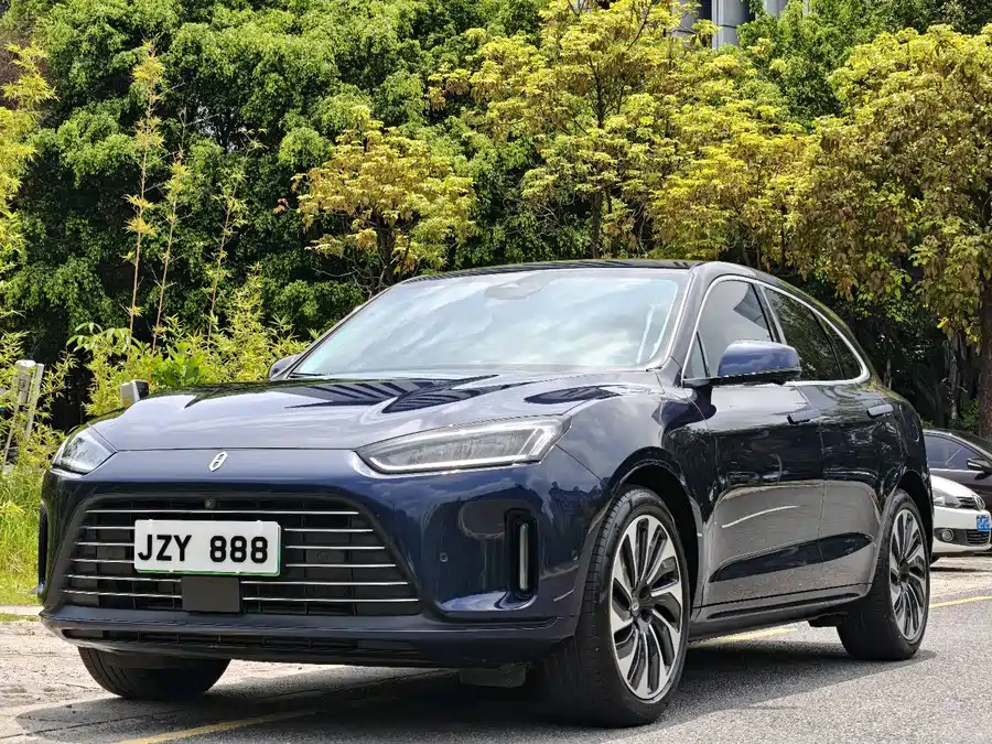 AITO Wenjie M5
