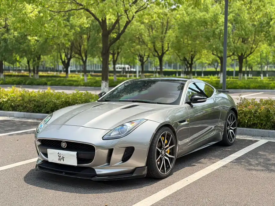 Jaguar F-TYPE