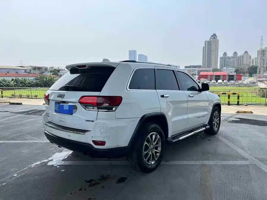 Jeep Grand Cherokee