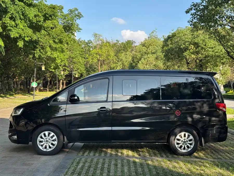 JAC Refine Ruifeng M4