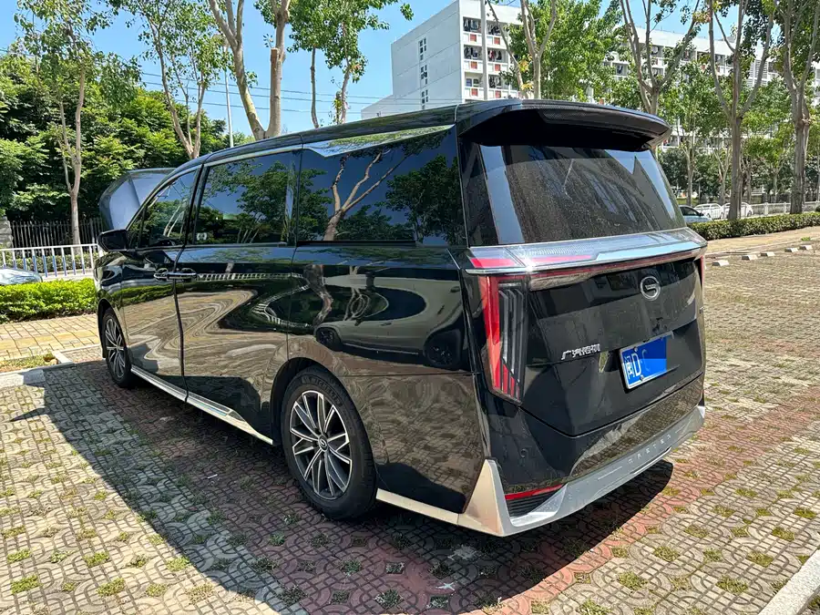 GAC Trumpchi M8