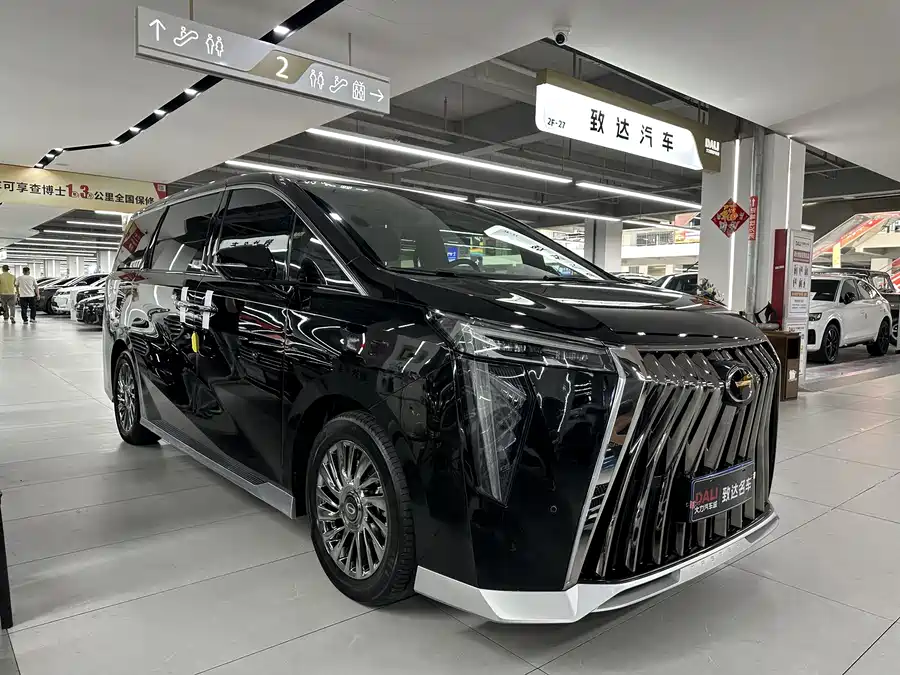 GAC Trumpchi M8