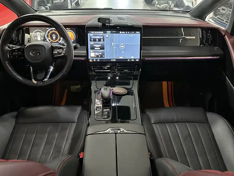 GAC Trumpchi M8