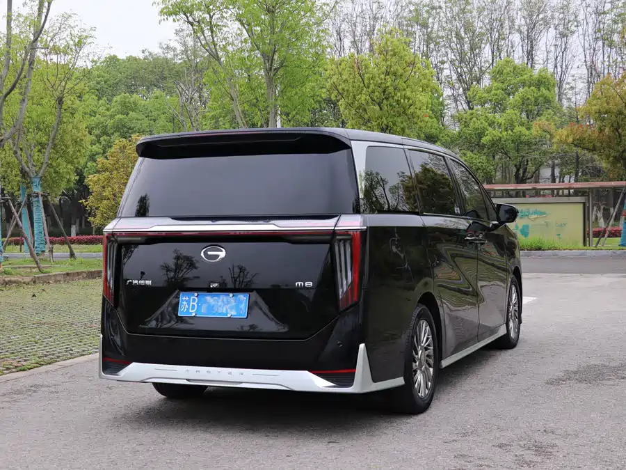 GAC Trumpchi M8