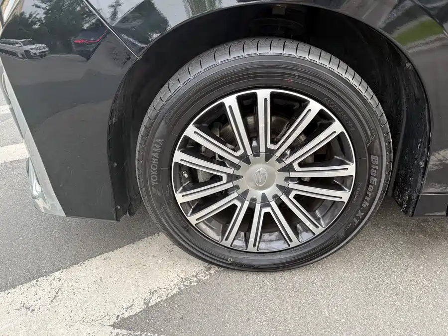 GAC Trumpchi M8