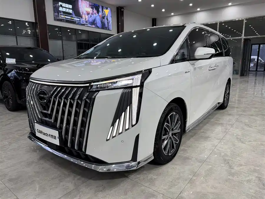GAC Trumpchi M8