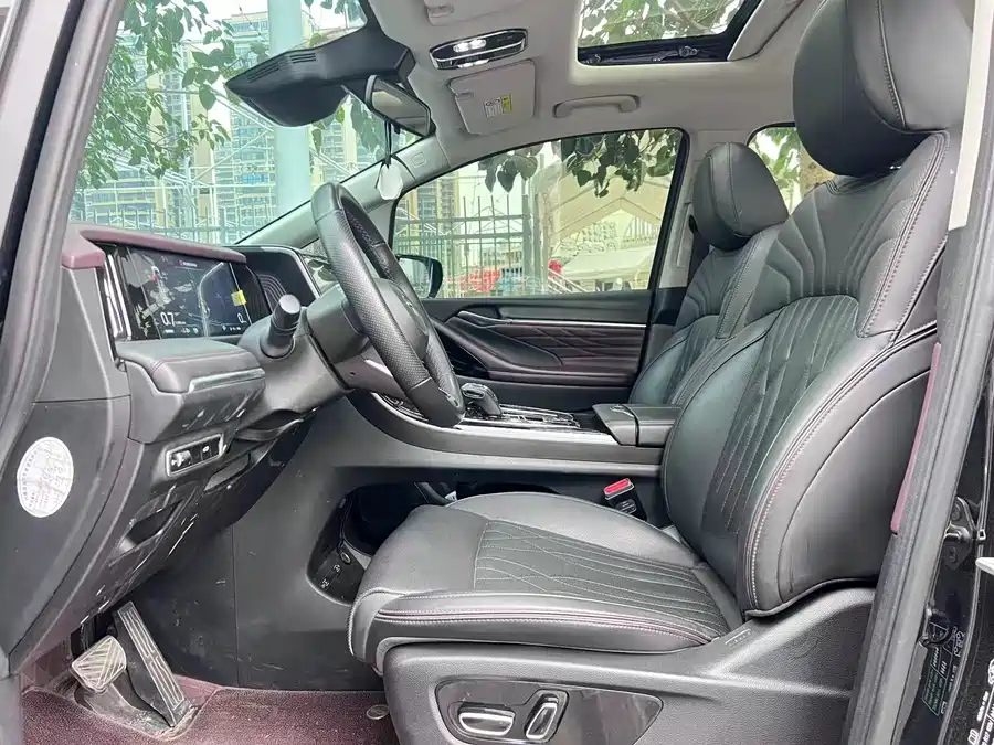 GAC Trumpchi M8