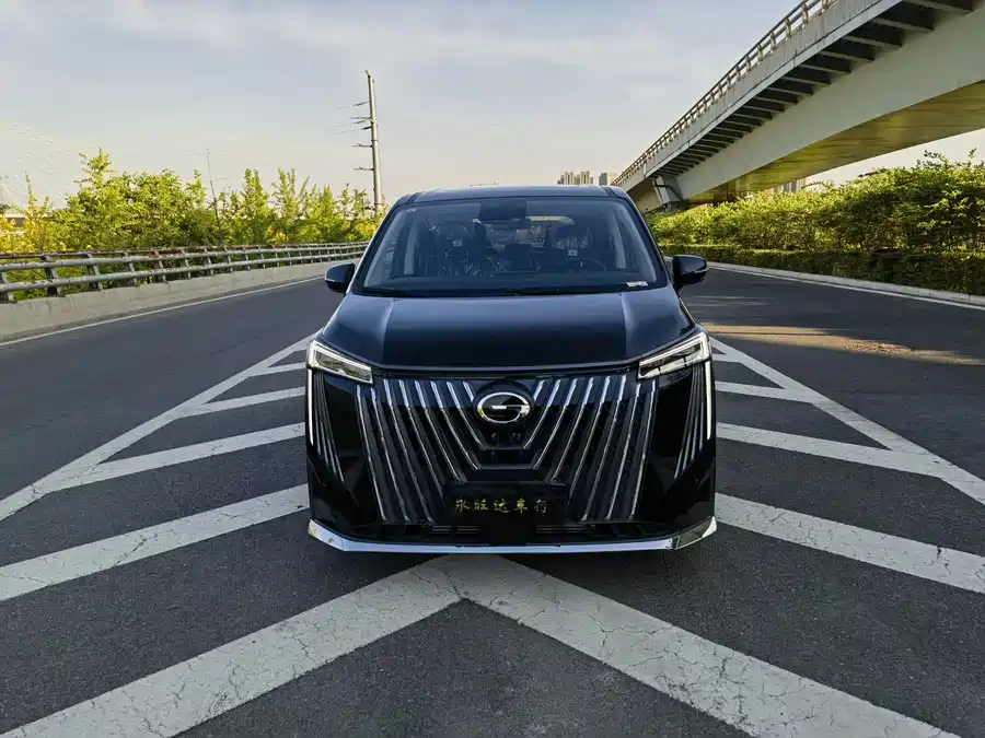 GAC Trumpchi M8