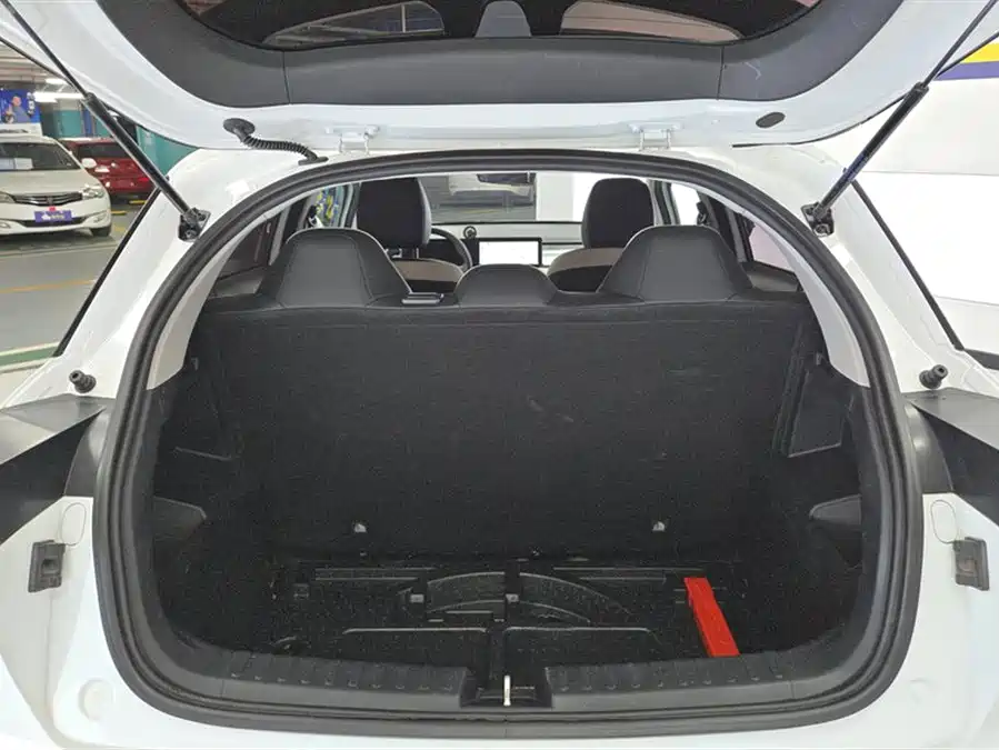 Geely E firefly