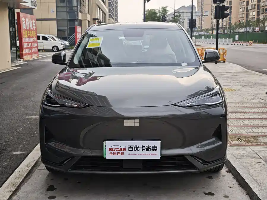 Geely Galaxy E5
