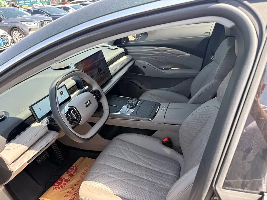 Geely Galaxy Star 8