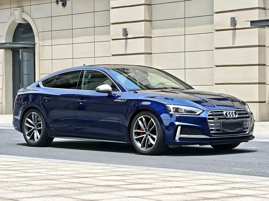 Audi S5