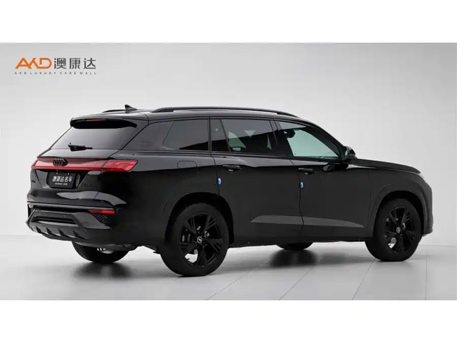 Audi Q6