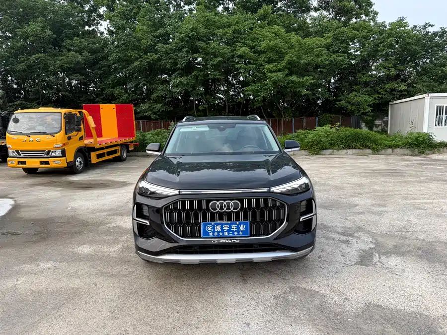 Audi Q6