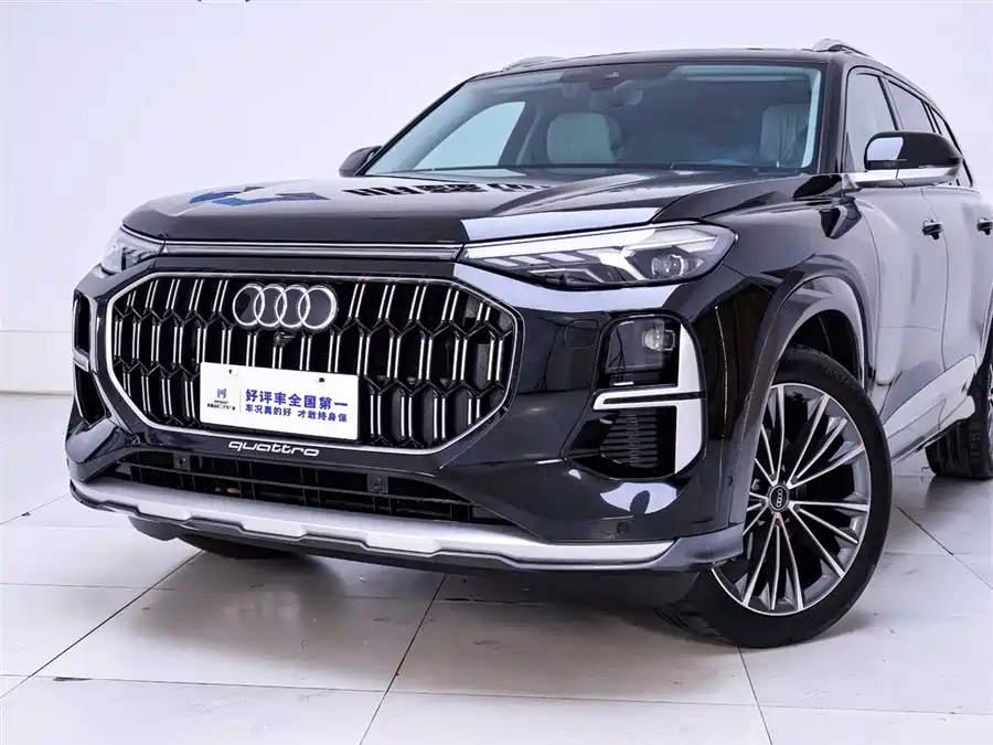 Audi Q6