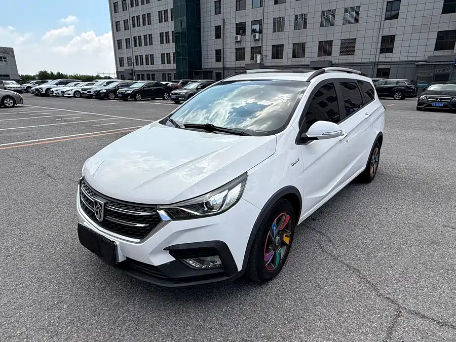Baojun 310W