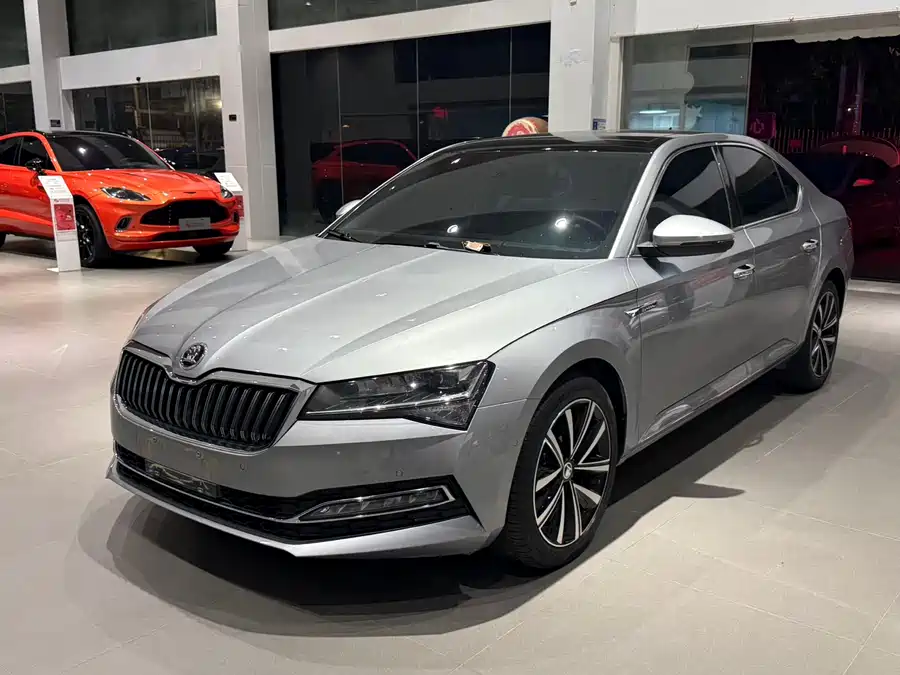 Skoda SuperB