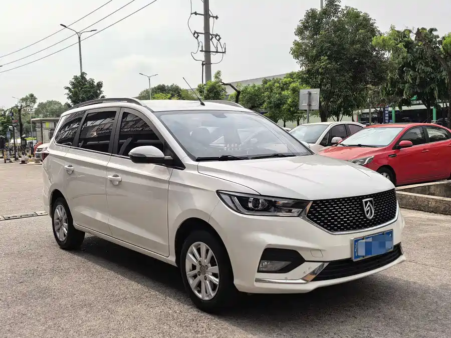 Baojun 360