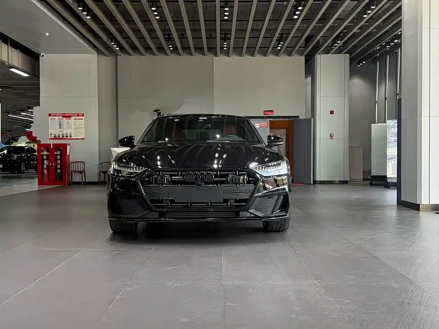 Audi A7L