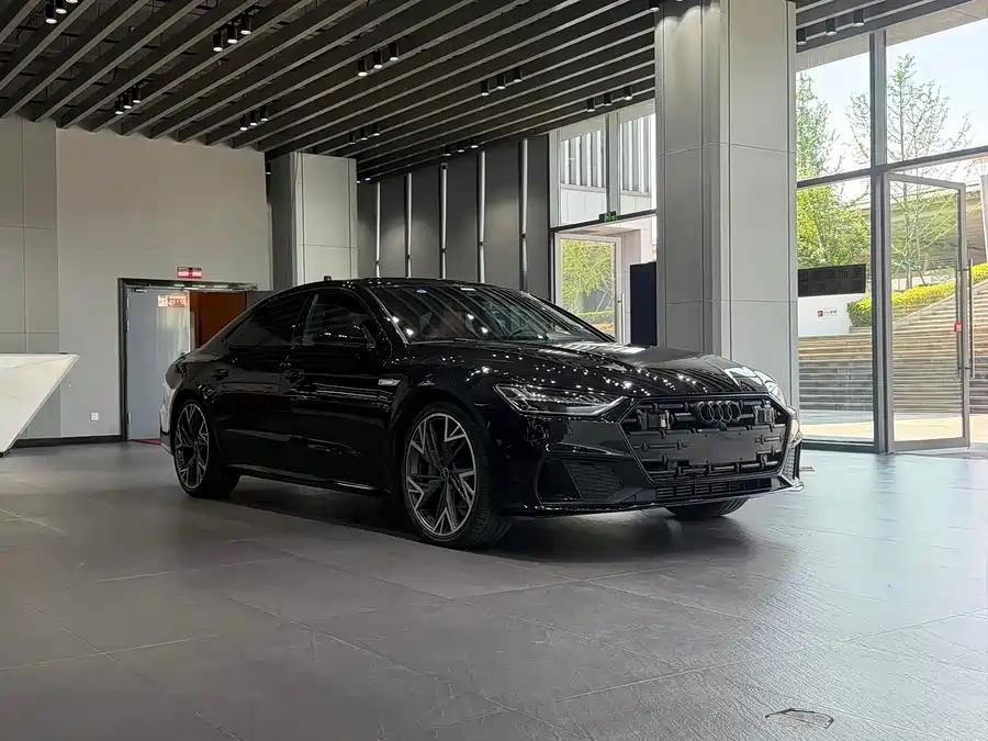Audi A7L