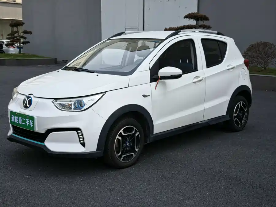 BAIC EC3