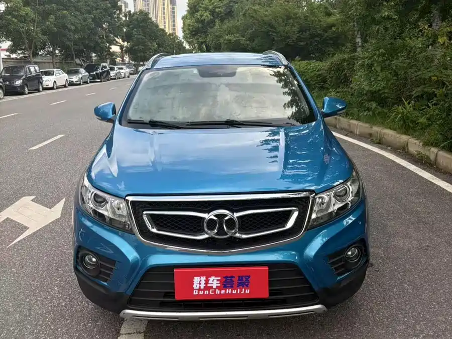 BAIC Saab X55