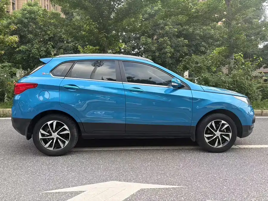 BAIC Saab X55