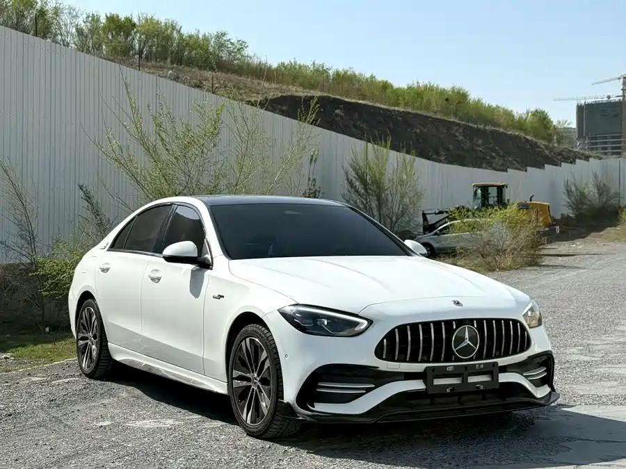 Mercedes Benz C-class new energy