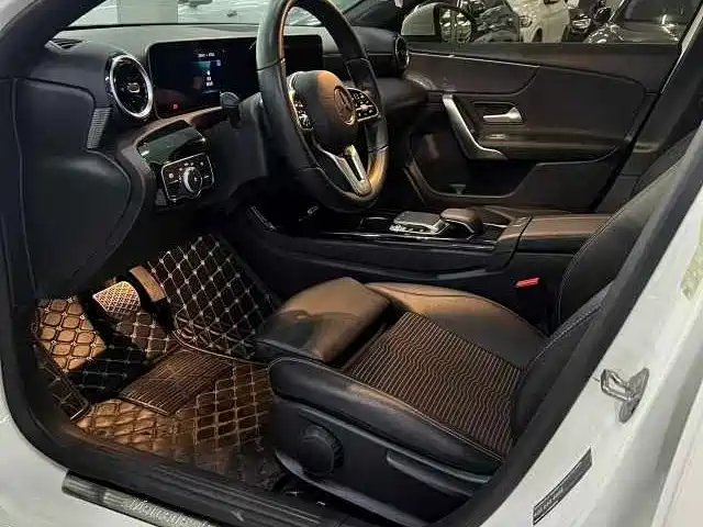 Mercedes-Benz Grade A