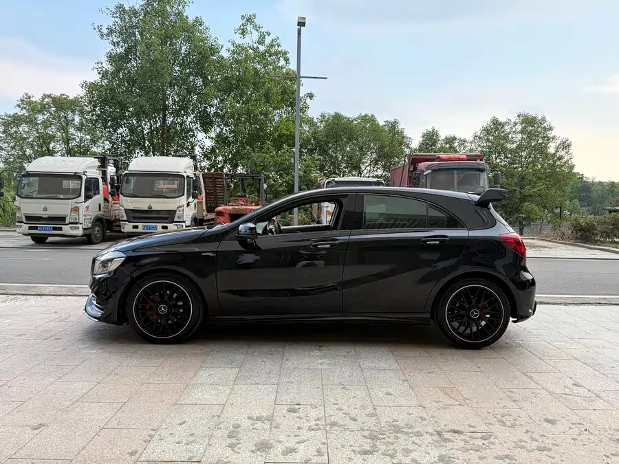 Mercedes-Benz Grade A
