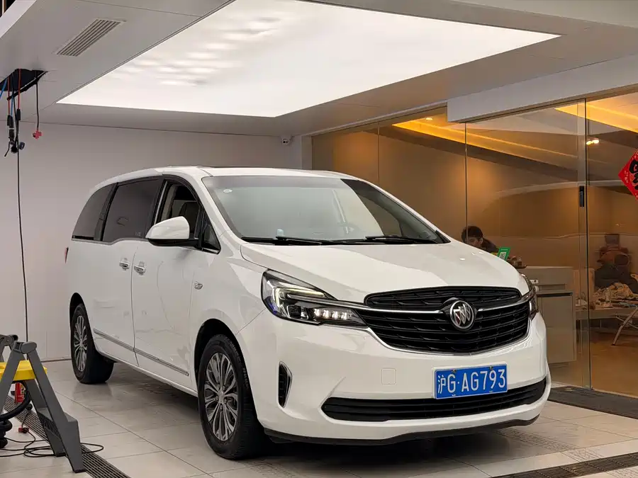 Buick GL8