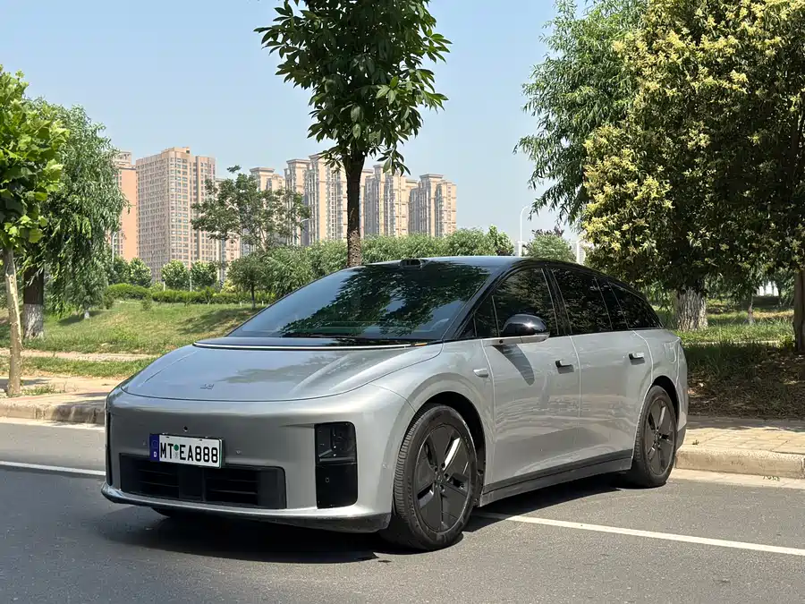 Li Auto i6