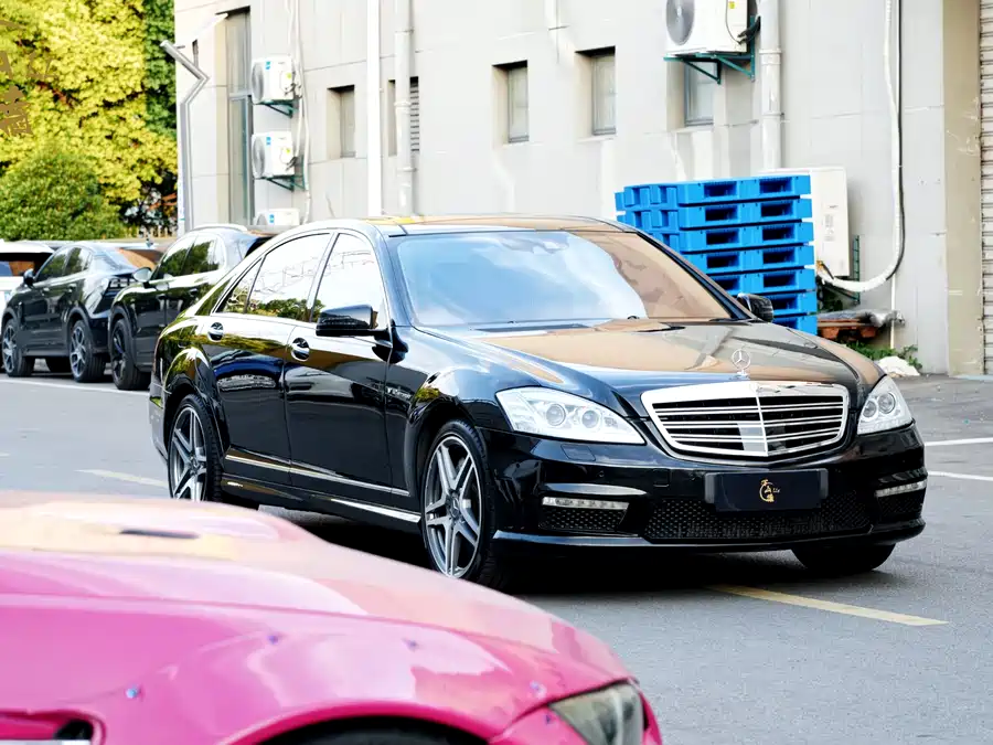 Mercedes Benz S-Class AMG