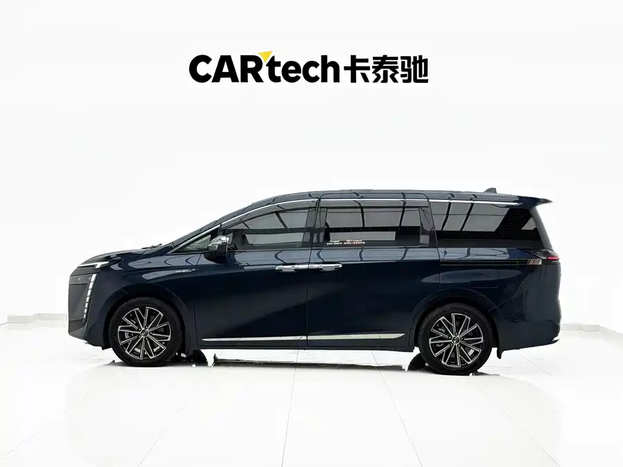 GAC Trumpchi E8 PHEV