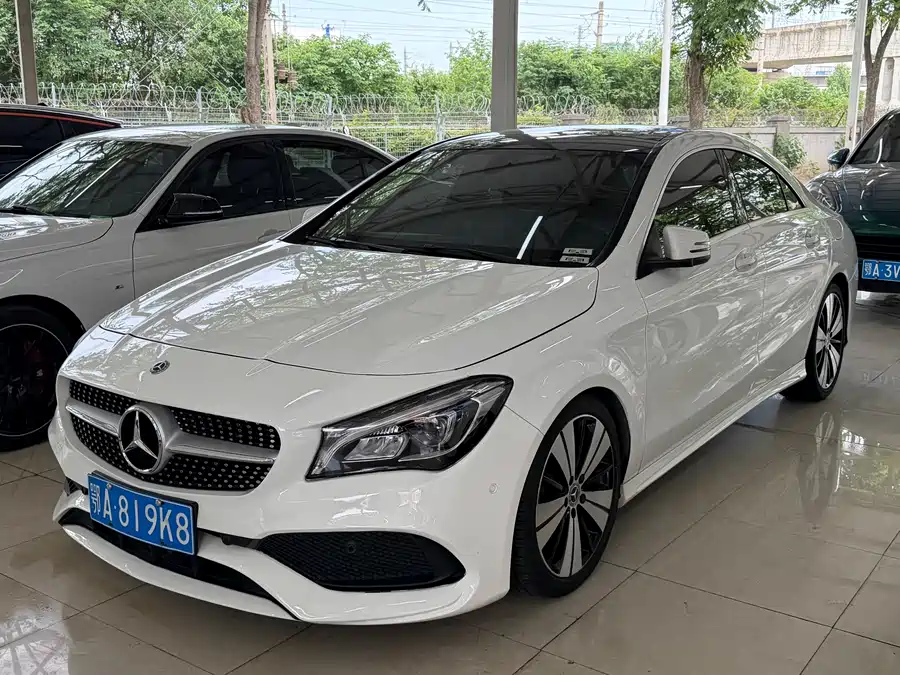 Mercedes-Benz CLA