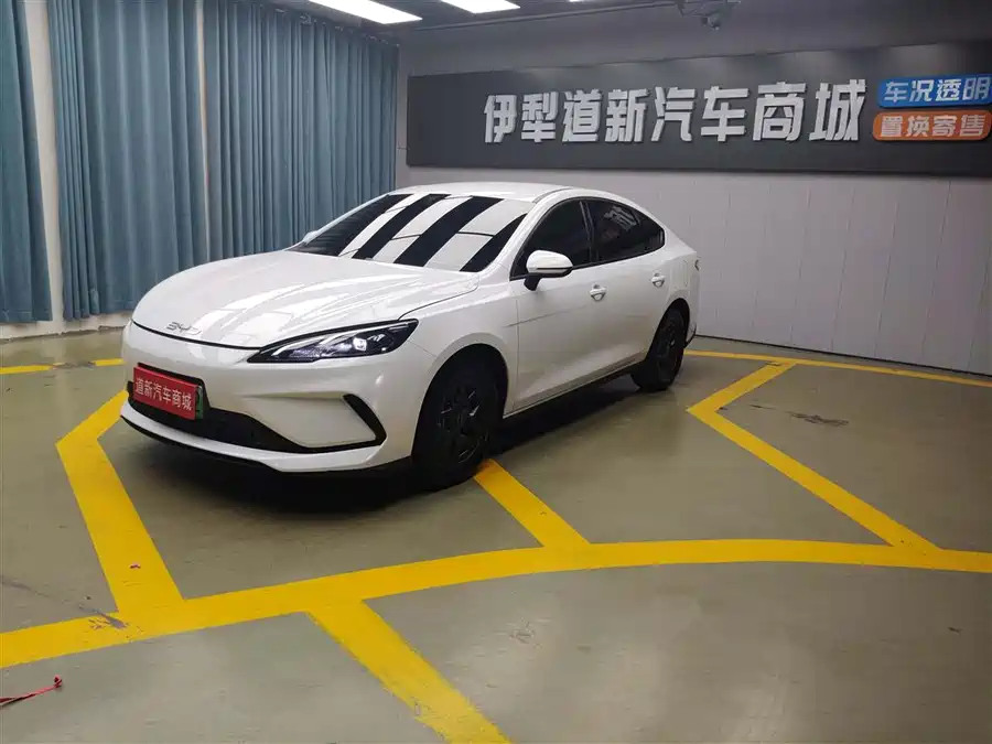 BYD seal 05 DM-i