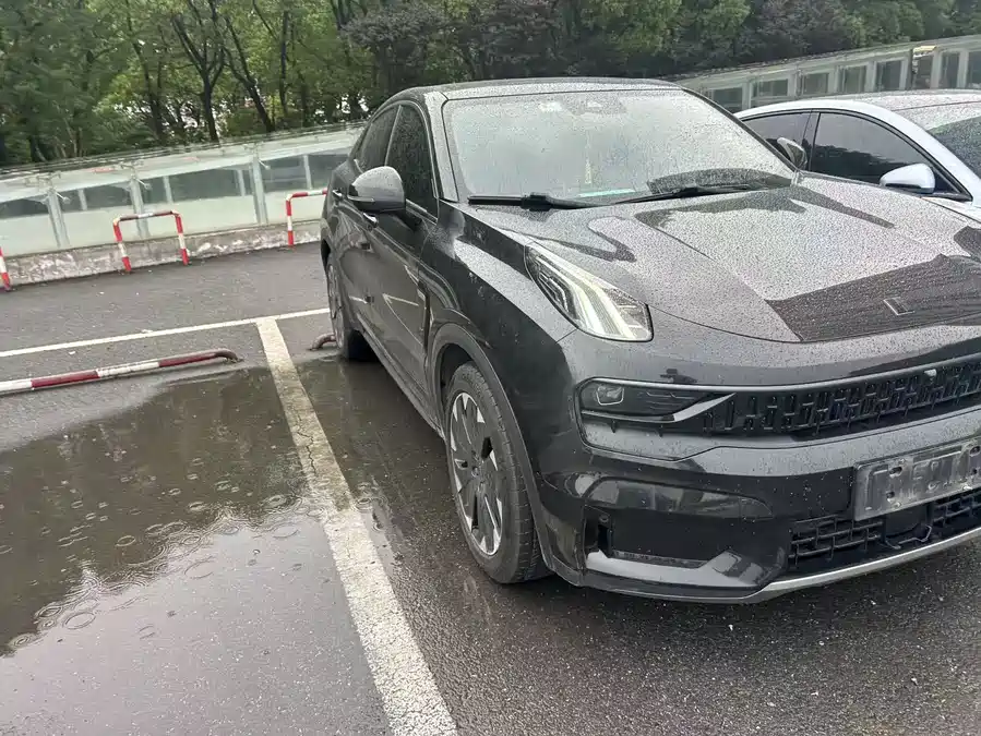 Lynk & Co 05EM-P
