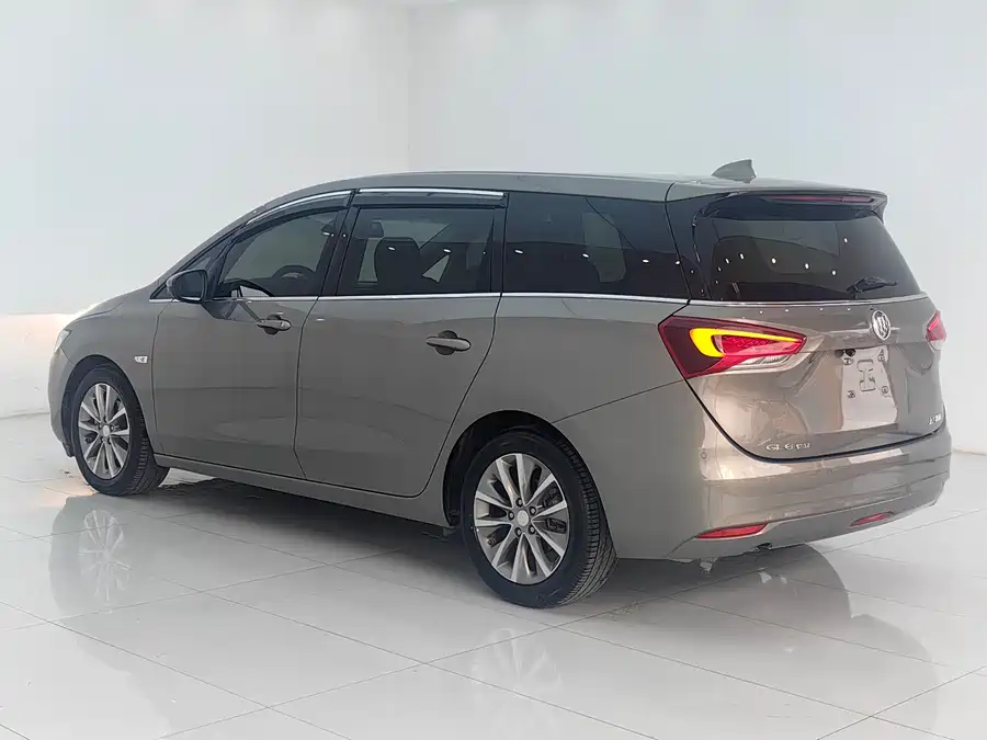 Buick GL6