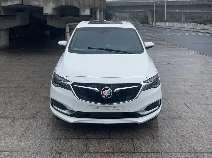 Buick GL6