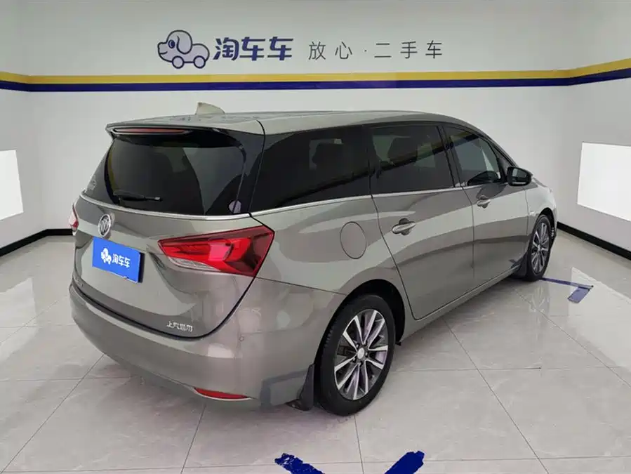 Buick GL6