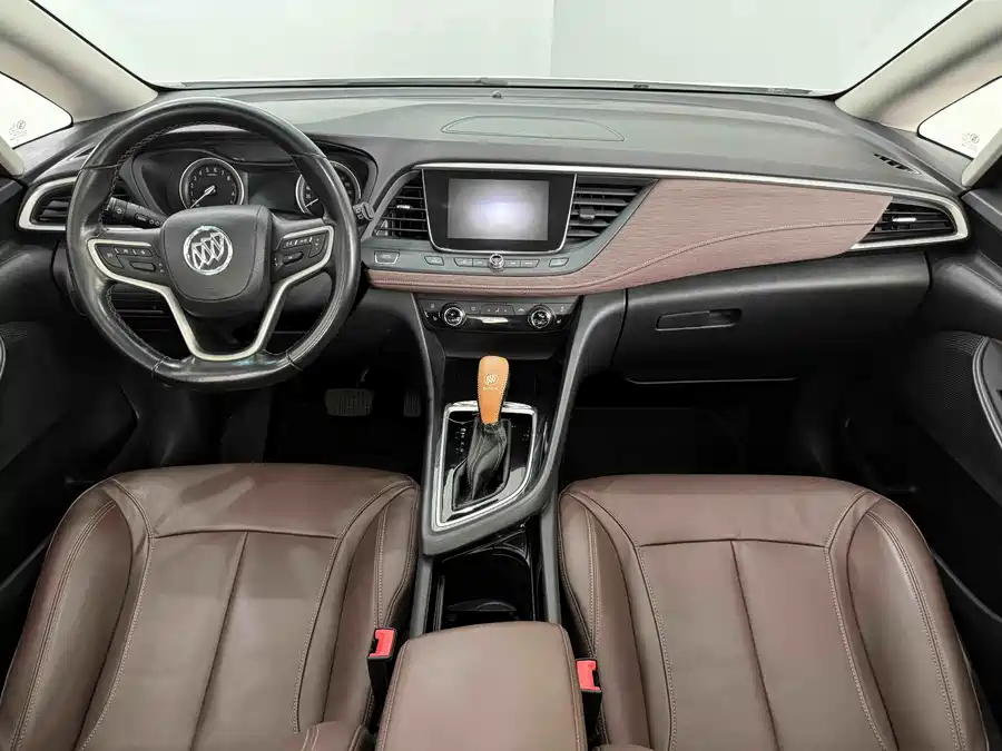 Buick GL6