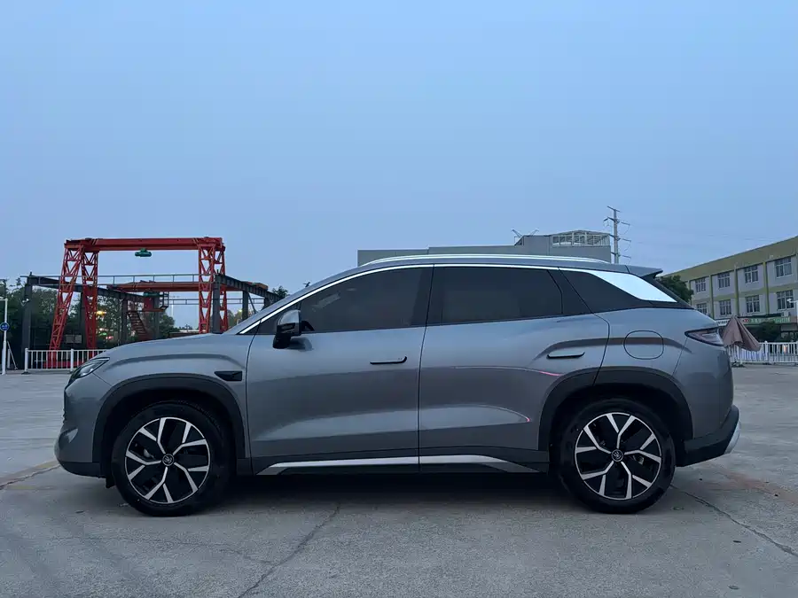 BYD Song L DM-i