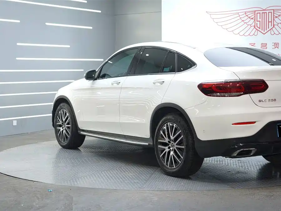 Mercedes Benz GLC coupe