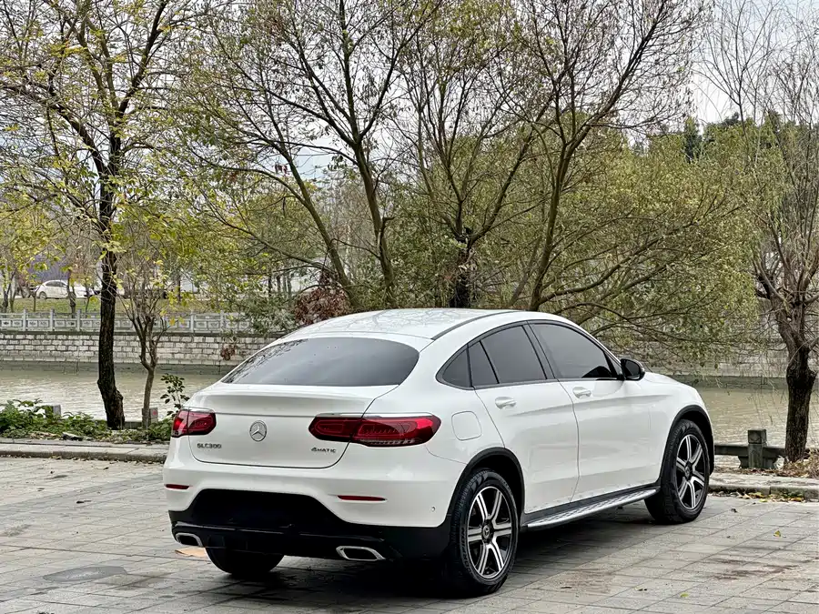Mercedes Benz GLC coupe