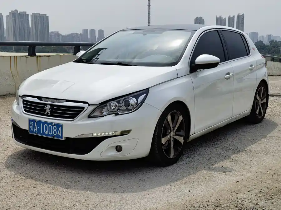 Peugeot 308S