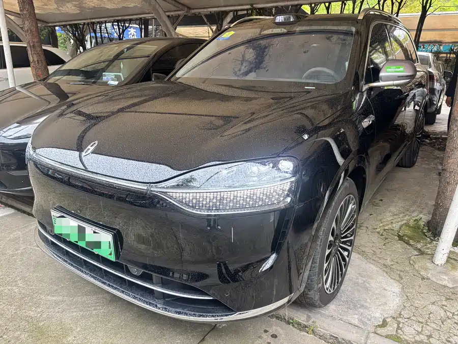AITO Wenjie M9