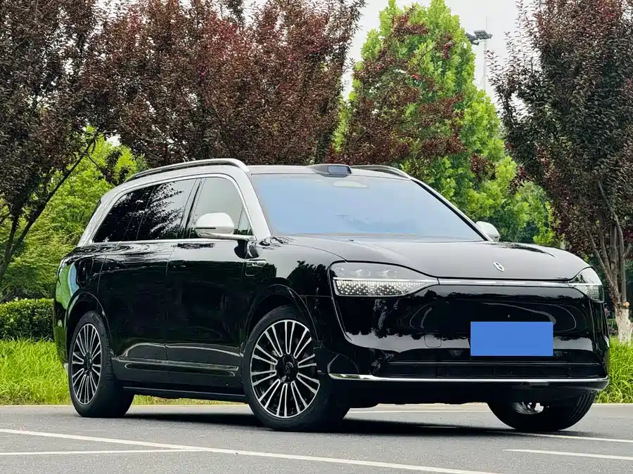 AITO Wenjie M9