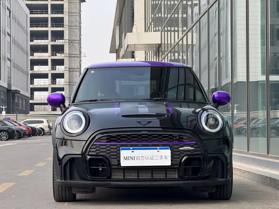 MINI 